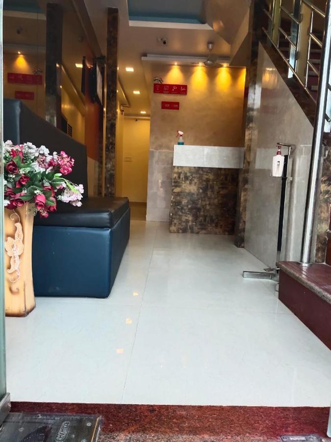 โรงแรมโกลเดน แกแล็กซี มุมไบ ภายนอก รูปภาพ